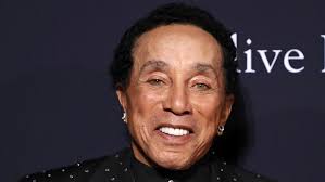 Smokey Robinson ontkent beschuldigingen van seksueel misbruik