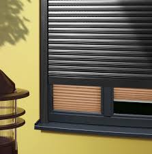 Rollladen Das Multitalent Fur Ihr Fenster Fenster Turen Zenideen Roller Shutters Garage Door Design Outdoor Roller Blinds