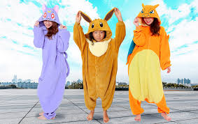 Orihime inoue and ulquiorra schiffer couple costume from bleach. Easy Anime Cosplay Ideas Anime Halloween Costumes Cosplay Costumes