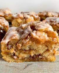 13 1 K Mentions J Aime 139 Commentaires London Food Content Creators Fitwaffle Sur Instagram Cinnamon Ap In 2021 Apple Cinnamon Cake Desserts How Sweet Eats