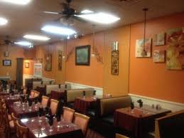 Branson's pasghetti's features a variety of delicious italian favorites, including our signature pasghetti & meatball plate, a large wine cellar, 7 themed dining rooms throughout the restaurant, and a fun, family friendly environment. 7 Best Restaurants In Branson Mo