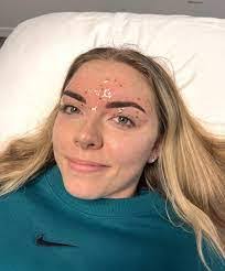 Peggy Weise's Instagram, Twitter & Facebook