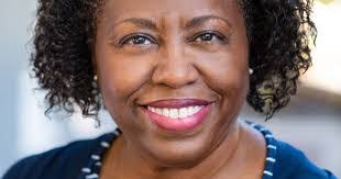 Tamara Gillis's Instagram, Twitter & Facebook