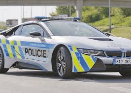 Bicara tentang mobil, tentunya polisi yang bertugas sebagai mengamankan warganya dari kejahatan tidak mau ketinggalan dengan kendaraan. Bikin Terkesima Inilah 10 Mobil Patroli Polisi Super Dari Mancanegara Gridoto Com