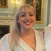 Vicky Sutherland's Instagram, Twitter & Facebook