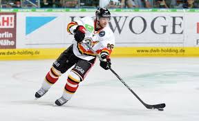 Linus klasen shootout toedrag goal! Vier Jahres Vertrag Lugano Lockt Mit Linus Klasen Einen Der Besten Schwedischen Scorer Ins Tessin Eishockey News