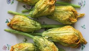 Nonna S Pan Fried Zucchini Flowers Recipe Fried Zucchini Flowers Veggie Dinner Pan Fried Zucchini