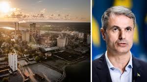 Najznačajniji iz skupine silikatnih cementa je portland cement, koji služi i kao baza za proizvodnju metalurških, pucolanskih i supersulfatnih cementa.jedna od vrsta portland cementa je i bijeli portland cement koji se dobiva. 8rdbntwy5 Hjxm
