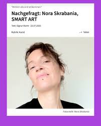 title @sigrunkarre im Interview mit Nora Skrabania von  @smart.art.international über leicht zugängliche Kunst und Räume, die sich  einfach ideal dafür anbieten. Das ganze Interview auf KUMA.at/magazin Wer  die Künstlerin @@petra_forman kennen lernen