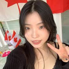 chloris (@chloris.wong) • Threads, Say more