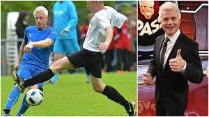 发音 guido cantz 1 音, 更为 guido cantz. Cantz Nur Den Fussball Liebt Er Wie Karneval