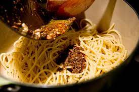 Midnight Pasta With Garlic Anchovy Capers And Red Pepper By David Tanis Net Midnight Pasta Recipes Red Pepper Recipes