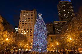 How Many Lights Are On The Chicago Christmas Tree 2021 Everything To Know About The 2021 City Of Chicago Christmas Tree