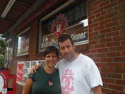 Phrase thesaurus through replacing words with similar meaning of small and diner. You Might Run Into A Hollywood Star At This Small Town Diner