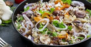 Recette De Poelee Healthy De Quinoa A L Ail Persil Et Champignons Recette Recette Vegetarienne Recette Meilleures Recettes Vegetariennes