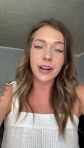 Chloe Lobdell-Real Estate Salesperson