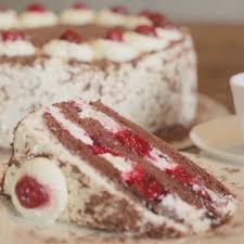 Video La Foret Noire Comme En Allemagne Recette Gateau Ananas Recettes De Cuisine Foret Noire