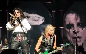 Alice Cooper Brings Too Close for Comfort Tour to Springfield, MO
