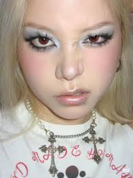 Evie Joyce White (eviewhite111)