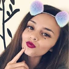 Amber Dillman's Instagram, Twitter & Facebook