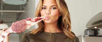 Omg Nazi Fighter And Supermodel Chrissy Teigen Fights Fascism On Twitter Omg Blog