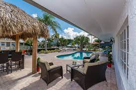 The original diy pest control supply store. Waterfront Seaside Dreams Tiki Villa Pool Houses For Rent In Lighthouse Point Florida United States