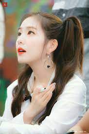Pin By Im Nayeon On Redvelvet Red Velvet Red Velvet Irene Red Valvet