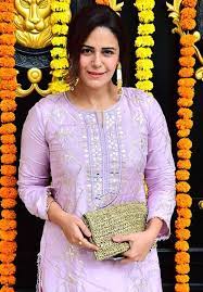Mona Singh Wiki Age Boyfriend Husband Family Biography More Wikibio Mona singh is an indian actress and television presenter. mona singh wiki age boyfriend