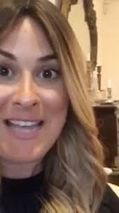 Last night I had the honor of being introduced by my kallah teacher and  mentor, Mrs. Carelbach @chanacarlebach at the 65th annual nshei Chabad  international convention! I shared one of many stories I ...