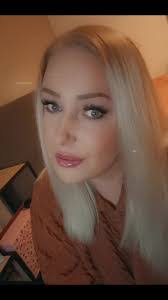 Amber Jansen's Instagram, Twitter & Facebook