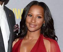 And how tall, actually, is lebron james? Savannah Brinson Lebron James Wife Biography Age Wiki Height Weight Boyfriend Family More