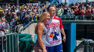 Joey chestnut is a champion once again! Y Zelr9khsw M