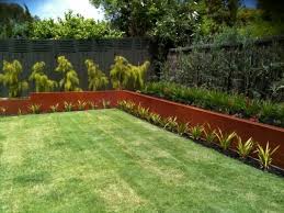 15 x 250 cm epaisseur: Acier Corten Et Comment L Integrer Dans La Deco De Son Jardin