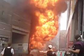 London fire brigade said 20 fire engines and about 125 firefighters were sent to the scene to put out the blaze, which sent plumes of thick black smoke high into the sky. Io1vzftjrizwbm