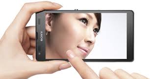 Xperia UL announced for AU by KDDI in Japan; 5-inch 1080p display, IP58  water resistance; quad-core chipset