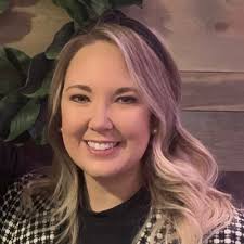 Sara Dreyer (@saralane_10)