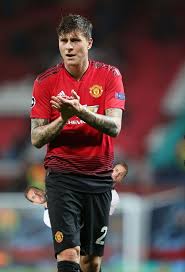 The official website for victor lindelöf, manchester united player and swedish national team player of the year. Victor Lindelof Walks Off With 350m In His Pocket Masterclass Reddevils