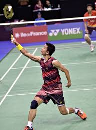 This badminton clear technique is really great, it is a shot with a lot of power, a forehand power clear. Badminton Tips And Tricks 4 Personal Ways I Train My Backhand Get Good At Badminton