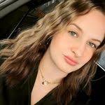 Julie Tedeschi's Instagram, Twitter & Facebook