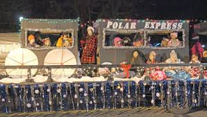 Find some unique christmas float ideas here. Parades Form Hub Of This Year S Holiday Festivities News Tahlequahdailypress Com