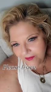 Sandy Salas's Instagram, Twitter & Facebook