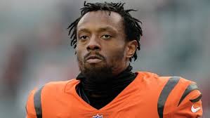 Pelissero] The #Chargers are signing veteran CB Eli Apple, per source.  Apple will start out