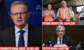 Feb 28, 2021 · while melissa derosa's exact salary for 2021 is not available, she earned $206,510 in the year 2019. Reserve Bank Of Australia Governor Philip Lowe S Salary Rose By 26 000 To 1 085 Million In 2020 Daily Mail Online