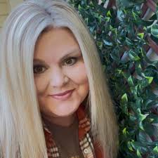 LIBRARIAN OF THE DAY is Luiza Herbst of Maugham School in Tenafly NJ. I had  a wonderful visit there last Thursday.