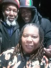 Old school friends.. Who remember Anthony Todd and Winston Stevens? Once  again Molly Linton 😜😜😜