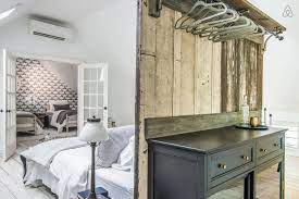 Netflix Series Stay Here Features Renovation Of Hudson Carriage House Decoration Interieure Deco Interieure Magazine Deco