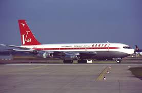 John Travolta Donates His Qantas Boeing 707 To Hars Travelupdate Boeing 707 Boeing Commercial Aircraft