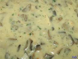 Nu uitaţi să puneţi şi smânână.!se poate servi cu piept de pui sau mămăliguţă. Retete Ciulama Cu Carne De Pui Si Ciuperci