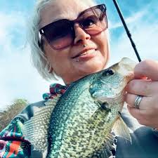 EDIT: REHOMED! Looking to see if anyone near Davenport, lowa would like  give a new home to my two African Dwarf Frogs I love them, but they're not  getting the time and