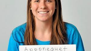 Shannon Tully's Instagram, Twitter & Facebook